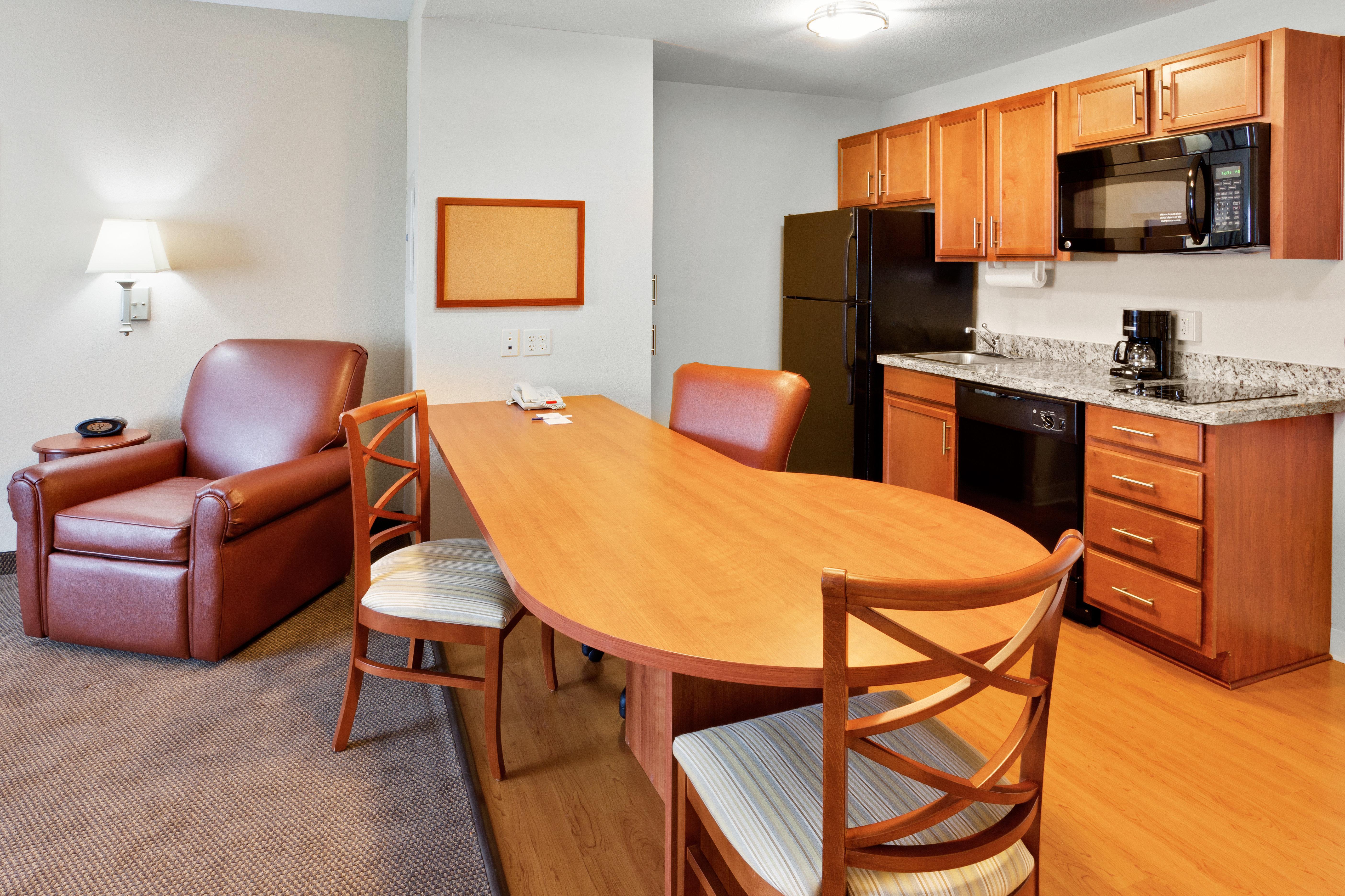 Candlewood Suites Hazleton By Ihg Room photo